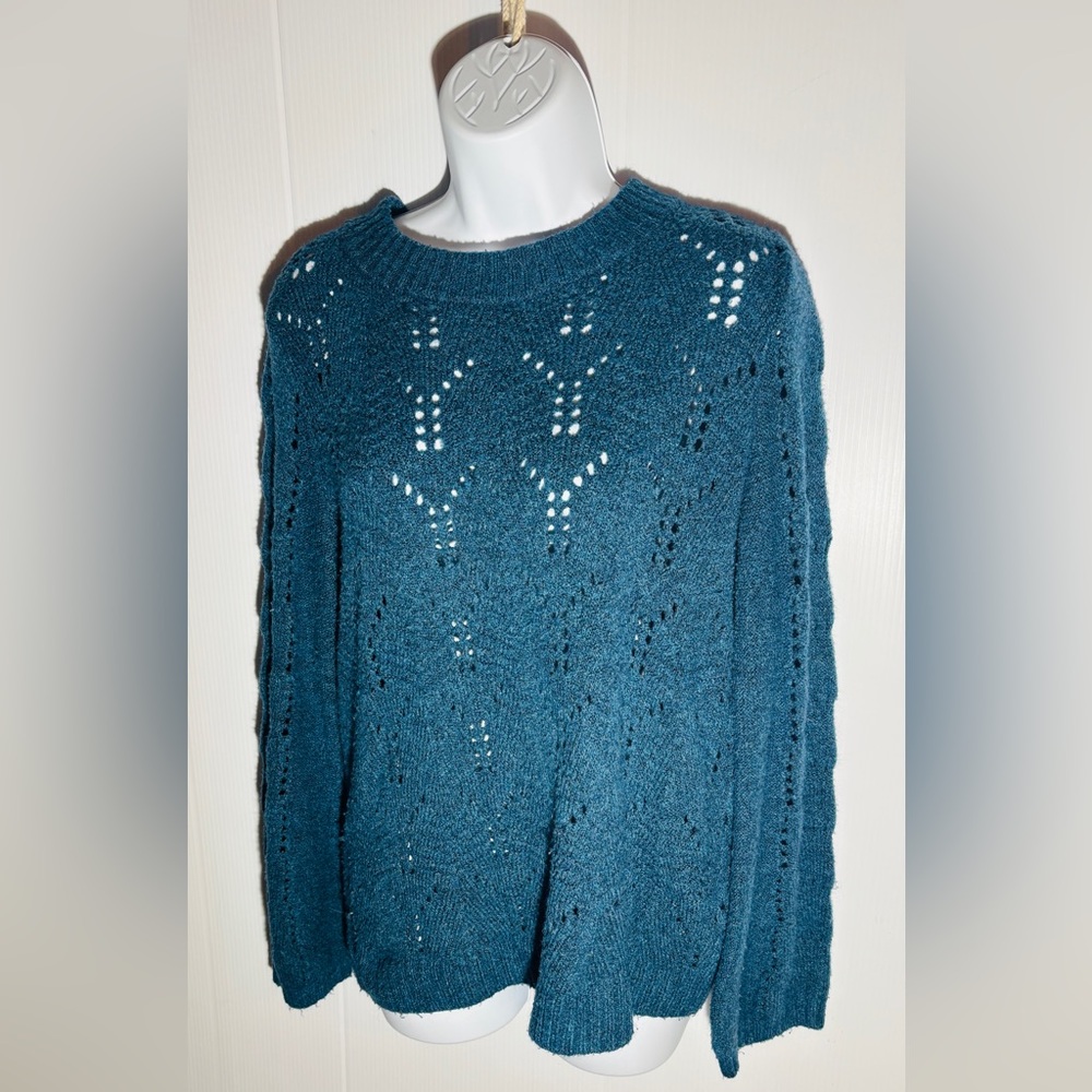 Gap blue sweater size medium